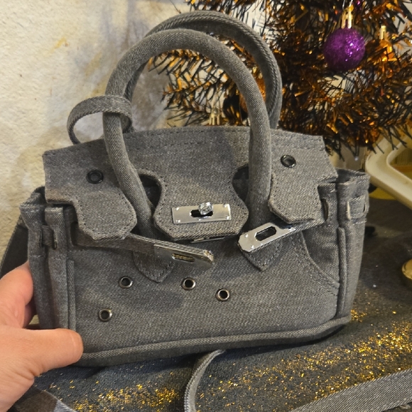 Mini Purse - Picture 1 of 4